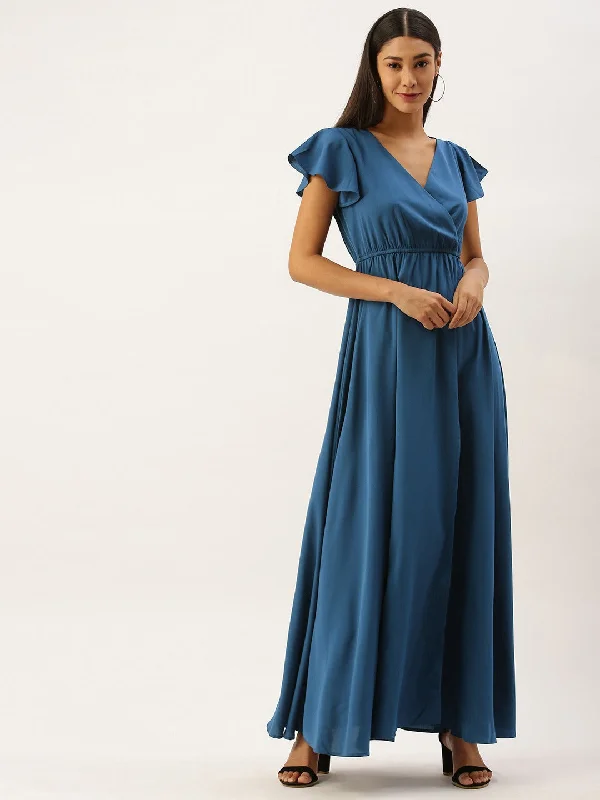 Berrylush Women Solid Blue V-Neckline Maxi Dress